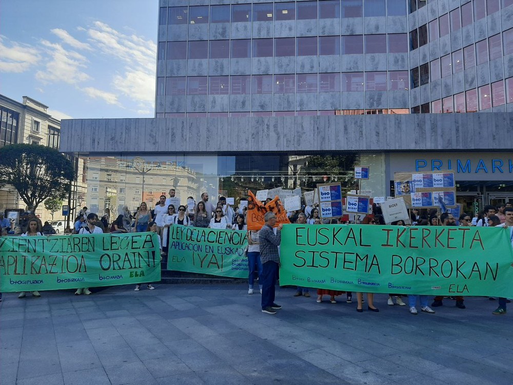 Langileak Bilbon mobilizatu dira lan baldintzen hobekuntza eskatzeko