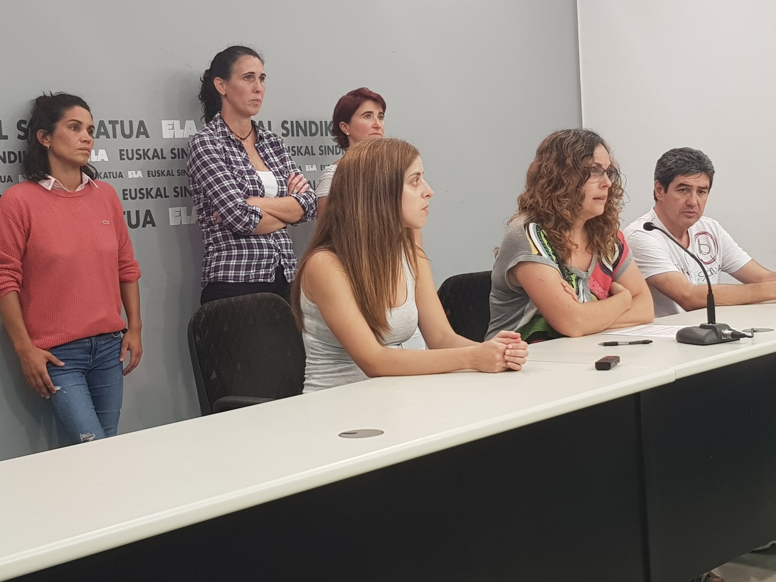 Osakidetzak EPEari buruzko ikerketa amaitu nahi du erantzukizun politikoak argitu gabe