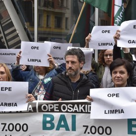 Osakidetzako Giza Baliabideetako zuzendariordearen dimisioak ez du sakoneko aldaketarik ekarriko