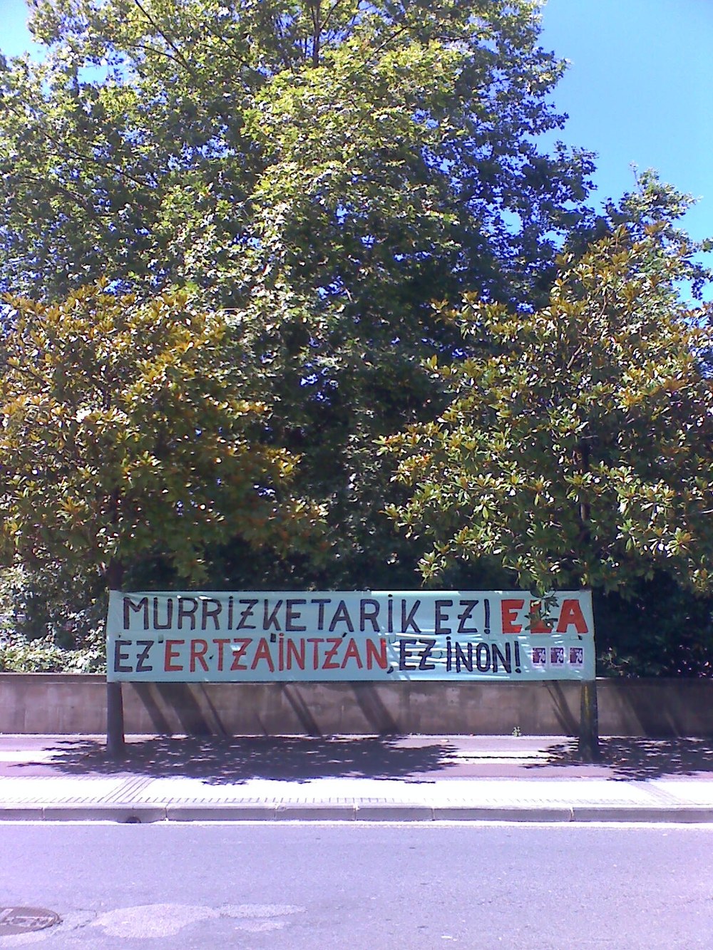 Murrizketarik ez, ez ertzaintzan ez inon!