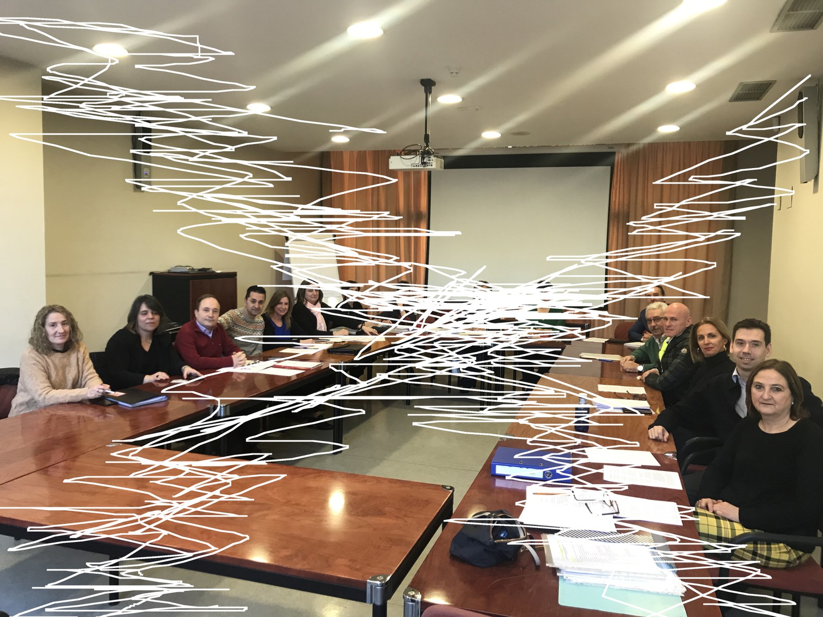 ELAk Hezkuntza kontseilariaren jarrera antidemokratikoa salatu du, sindikatuak itunpeko mahaitik kanporatzeagatik patronalekin bakarrik negoziatzeko, UPNren garai txarrenetan egiten zen bezala