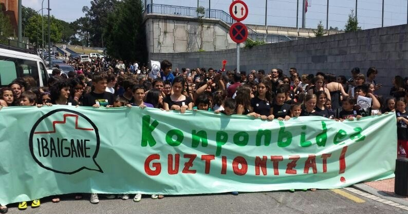 ELAk Hezkuntza Sailaren iluntasuna eta Kristau Eskolaren ezkutukeria salatzen ditu eta Ibaigane Ikastetxearentzako irtenbidea eskatzen du