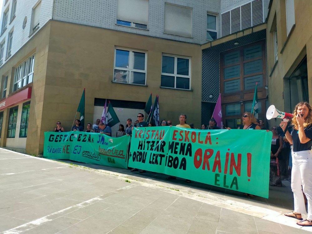 ELAk mobilizazioak indartuko ditu Kristau Eskolak uda aurretik greba amaitzeko akordioa betetzen ez badu