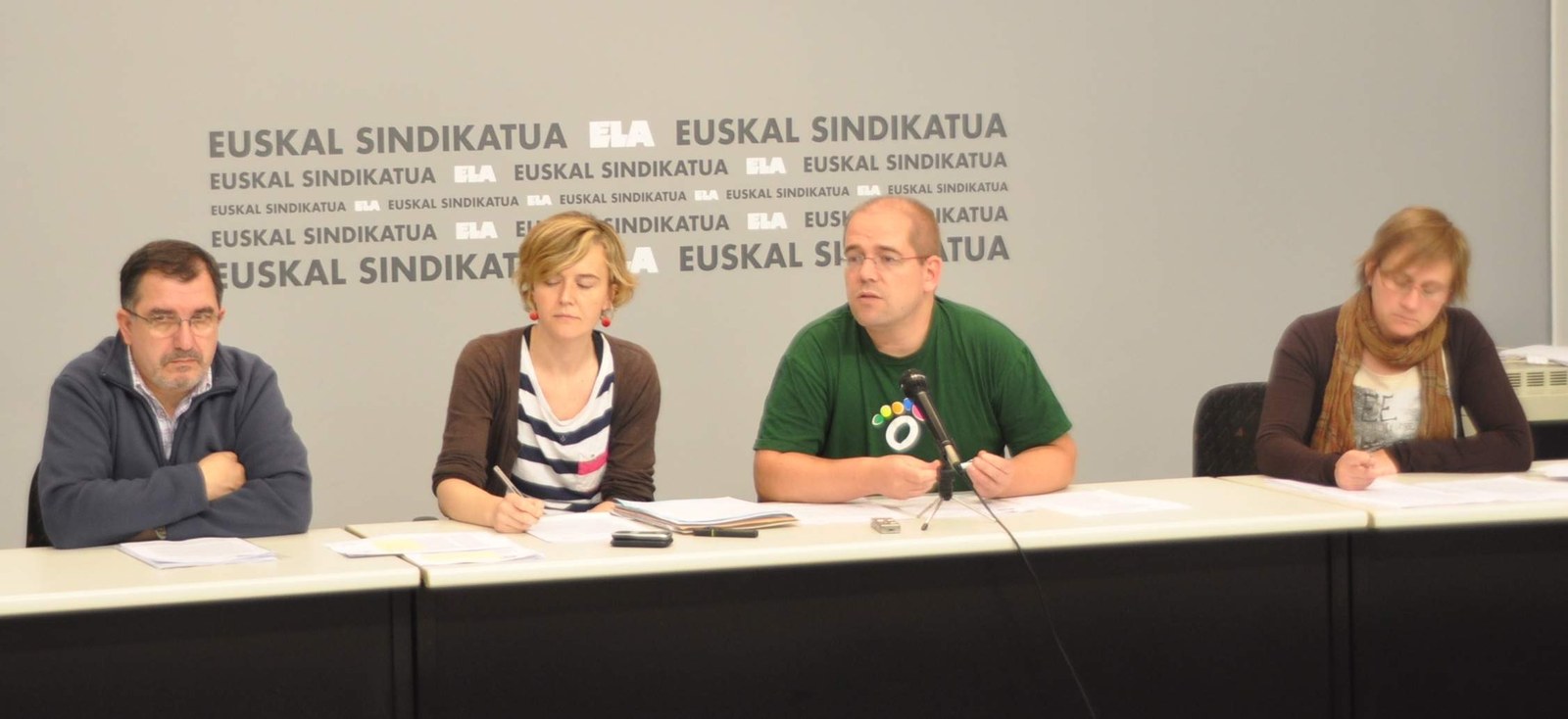 UPV-EHUko aurrekontuetan eginiko murrizketak salatzen ditu ELAk UPV-EHUko aurrekontuetan eginiko murrizketak salatzen ditu ELAk