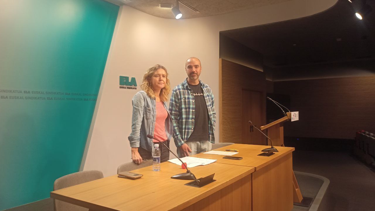 Eusko Jaurlaritza-LAB akordioak ez ditu lanpostuak bermatuko, behin-behinekotasuna betikotuko du, langileak pobretu eta euskara kaltetu