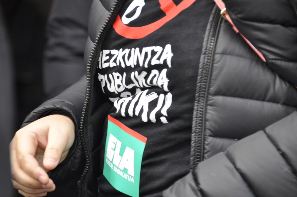 Eusko Jaurlaritzak 600 eskola publiko eta 27.000 langile artatzeko 14 teknikari soilik ditu