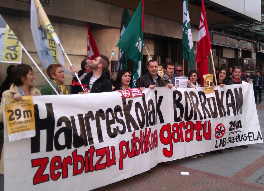 Haurreskoletako itxialdia murrizketak eta lan-erreforma salatzeko