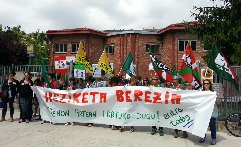 Heziketa Bereziko langileen elkarretaratzea hitzarmena eta lan-baldintza duinak eskatzeko