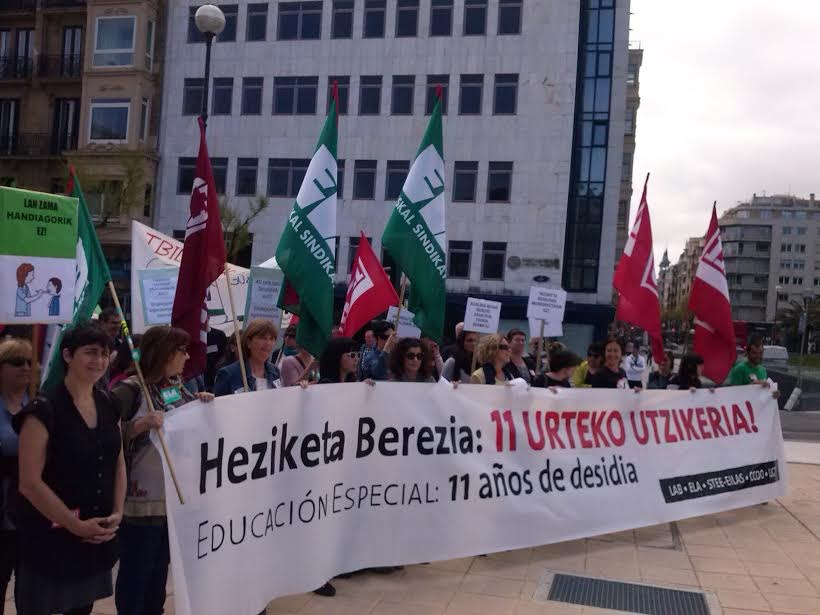 Heziketa bereziko langileen elkarretaratzea