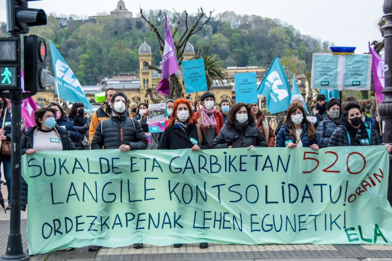 Hezkuntza publikoko sukalde eta garbikuntzako hiru greba egunak arrakastatsuak izan dira
