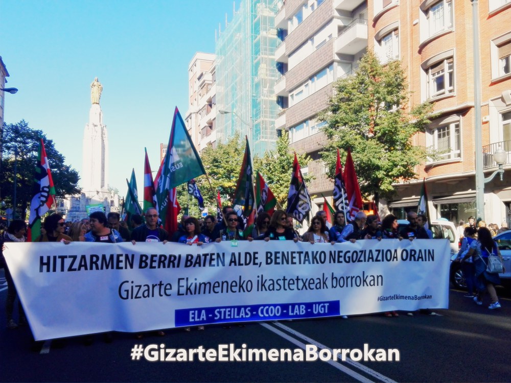 EAEko Itunpeko Gizarte Ekimeneko grebaren jarraipen zabala iruditan