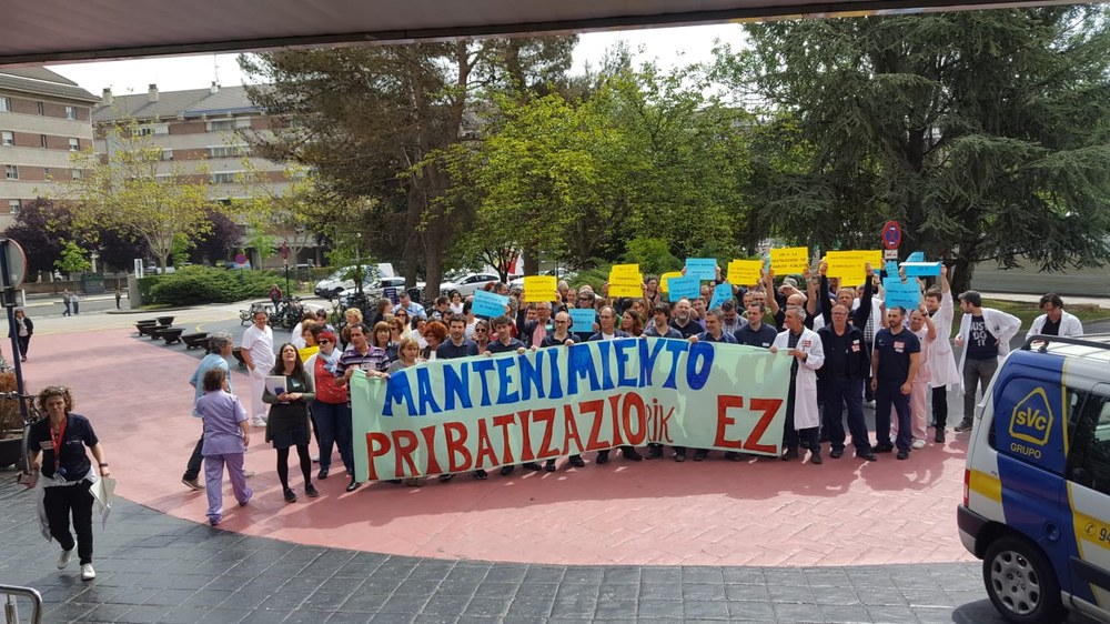 ESI Arabako Osakidetzako langileak kokoteraino gaude pribatizazioekin