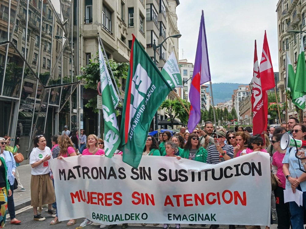 ELA, LAB, CCOO, UGT, ESK eta SAE sindikatuek babesa eman eta dituzten lan baldintza eskasak salatu dituzte