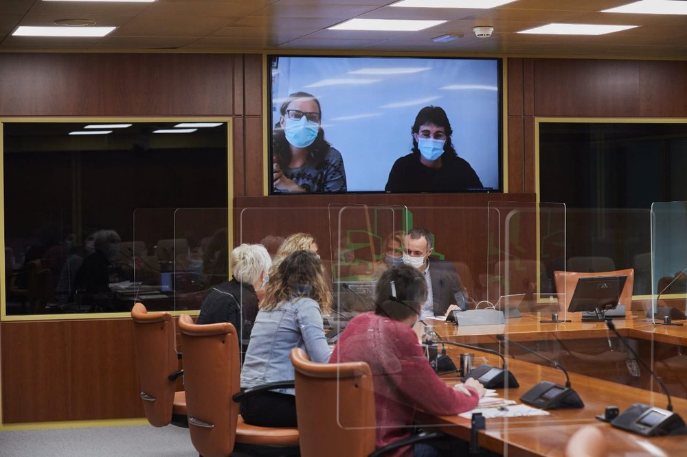 ELAk osasun sistema indartzea exijitu dio Eusko Legebiltzarreko Osasun Batzordeari