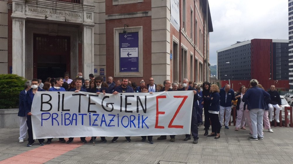 Elkarretaratzeak biltegien zentralizazioaren eta pribatizazioaren aurka