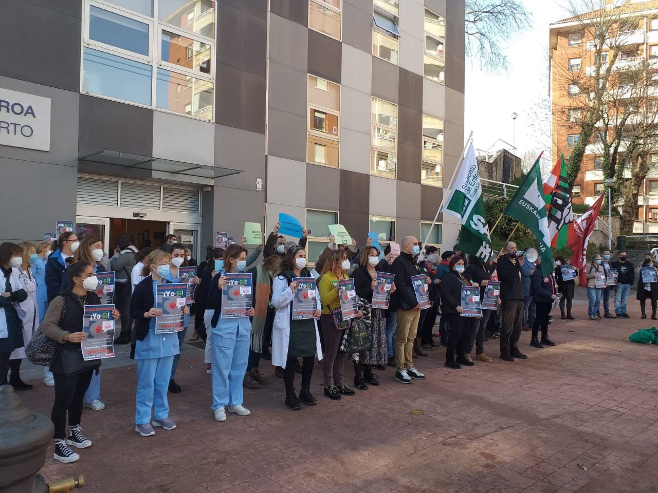 Elkarretaratzeak lehen mailako arretako osasun  zentroen egoera salatzeko