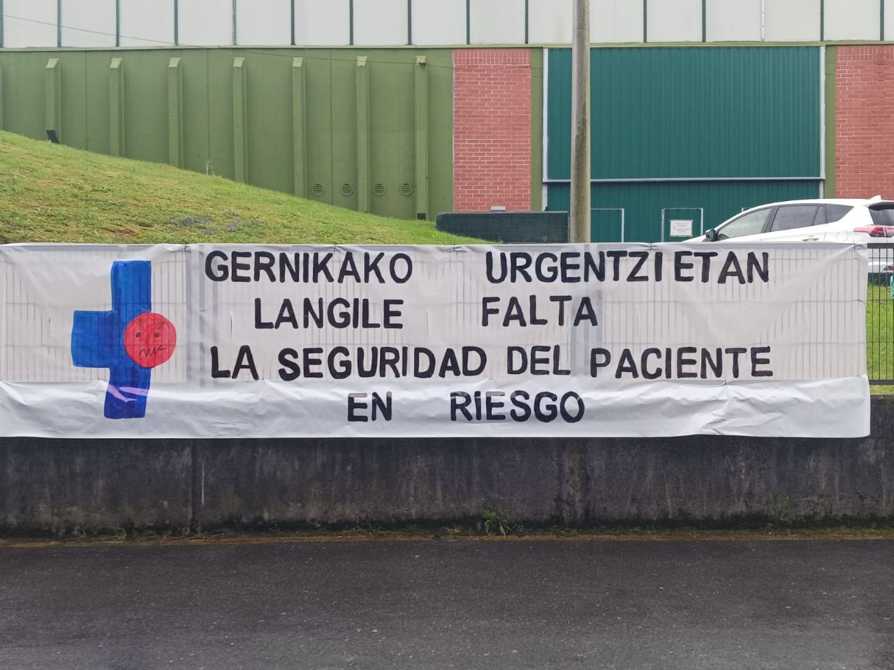 Langileek plantilla eskasia salatu dute Langileek plantilla eskasia salatu dute