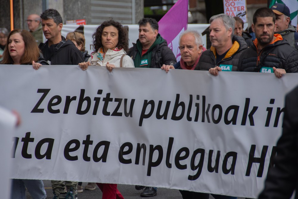 Osakidetzak urteak darama  aldi baterako kontratuetatik lan egunak lapurtzen