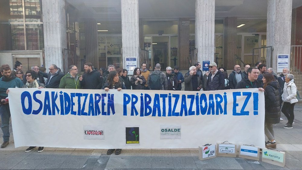 Pribatizazioaren eta harrapaketa korporatiboaren aurkako mobilizazioa