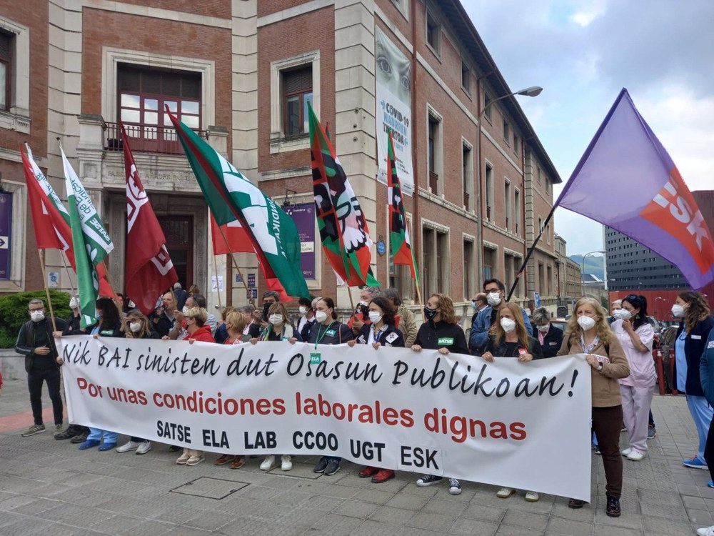 SATSE, ELA, LAB, CCOO, UGT eta ESK sindikatuek kontzentrazioak egin dituzte Osakidetzako grebaren atarian