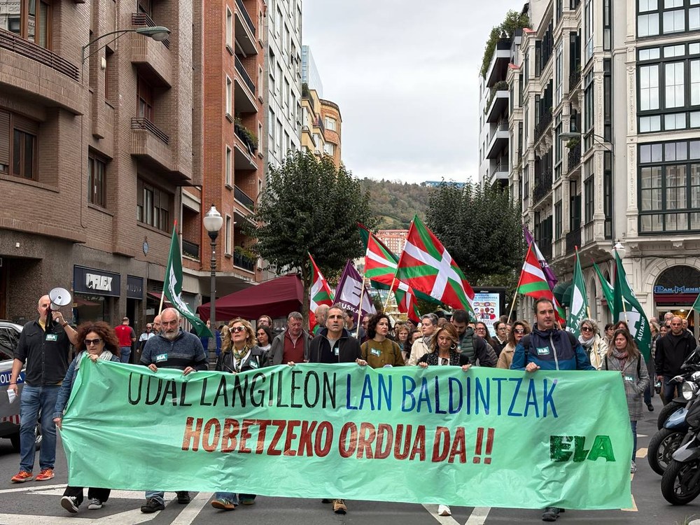 ELAk 4.000 atxikimendutik gora entregatu ditu udal langileen lan baldintzak hobetzeko