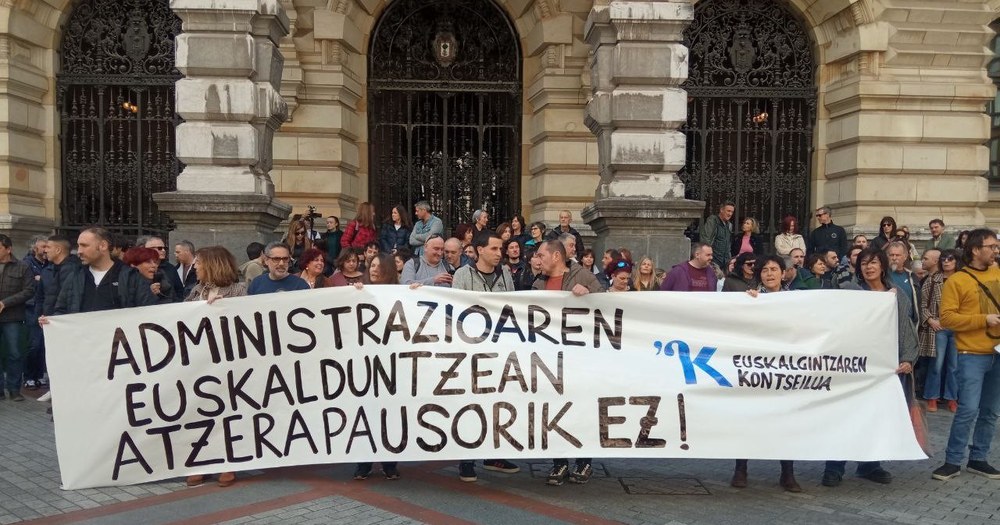 ELAk salatu du LEPen erdia euskararik gabeko langileekin bete nahi dituztela