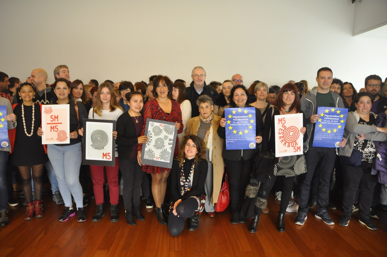 "Zorretan gaude etxeko langileekin" #STOParrazakeria "Zorretan gaude etxeko langileekin" #STOParrazakeria