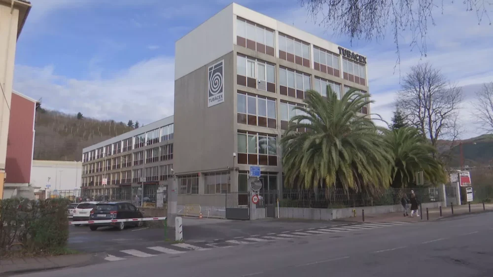 Akordiorik gabe amaitu da aldi baterako lan erregulazioaren kontsulta aldia