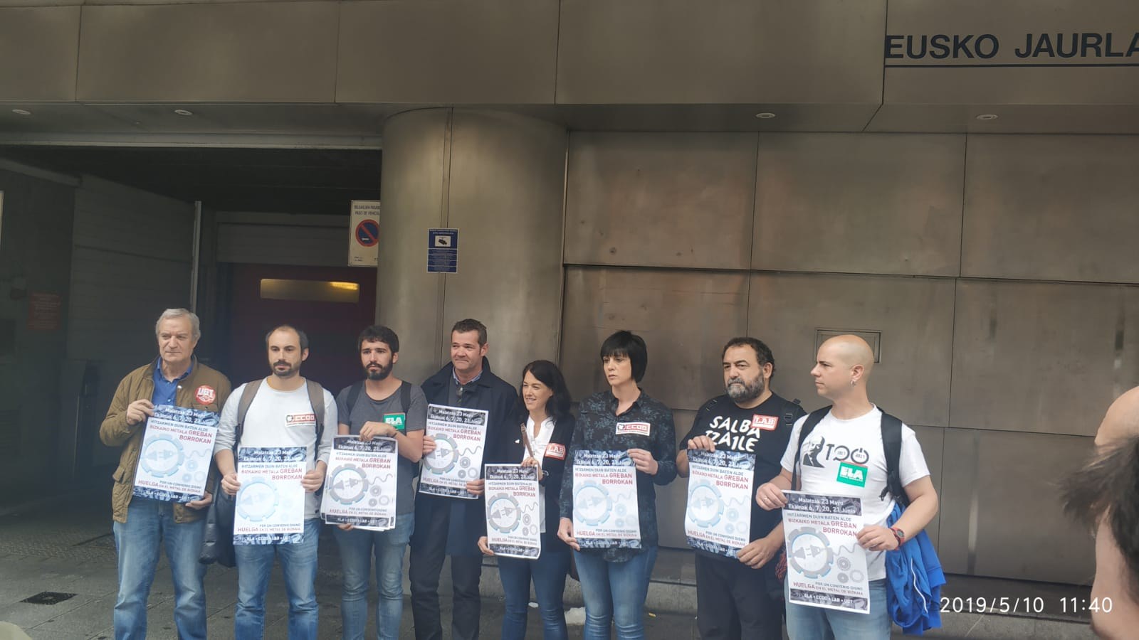 ELA, CCOO, LAB eta UGT-k bost egunetako greba deialdia egin dute Bizkaiko metalean ELA, CCOO, LAB eta UGT-k bost egunetako greba deialdia egin dute Bizkaiko metalean