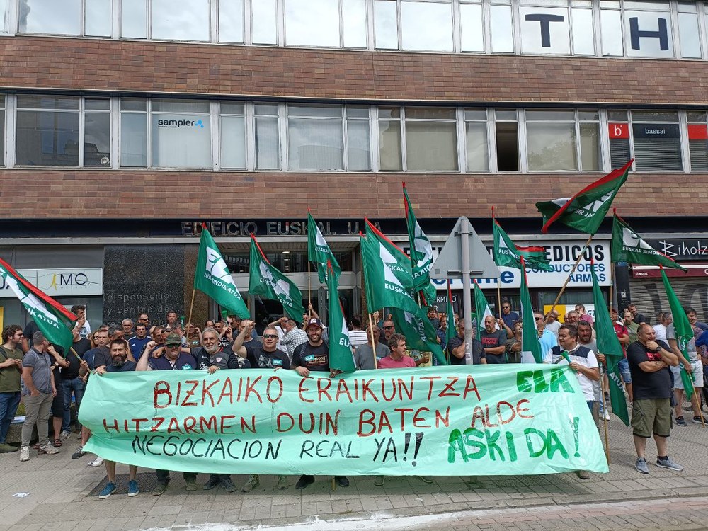 ELA pozik agertu da grebaren lehen egunaren jarraipenarekin
