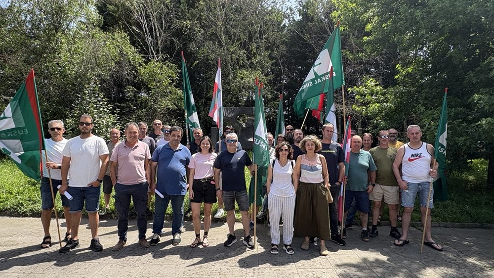 ELAk aurreakordioa lortu du KPItik gorako soldata igoera eta lanaldi murrizketarekin