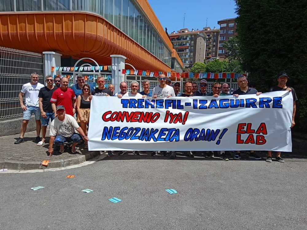 Langileek lanuzteak egin dituzte enpresako hitzarmen kolektibo bat lortzeko