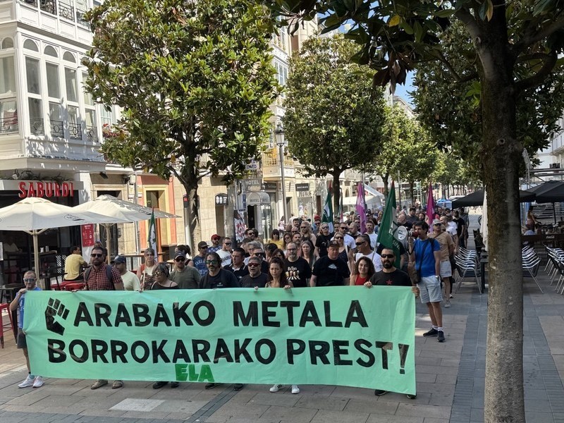 Patronalak negoziazioa blokeatuta mantentzen du