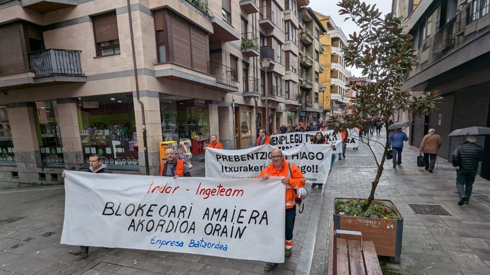 Soldata igoerak eta enplegu egonkorra jasotzen duen hitzarmen berria
