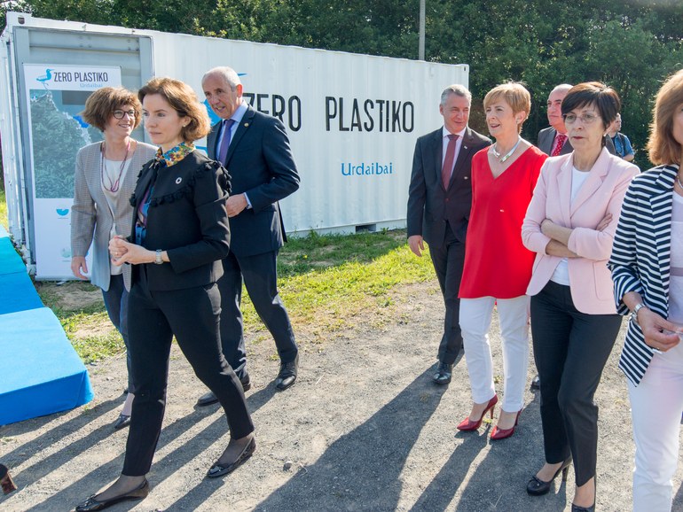 Ekainak 5a, greewashing-erako eguna  instituzio publikoetan