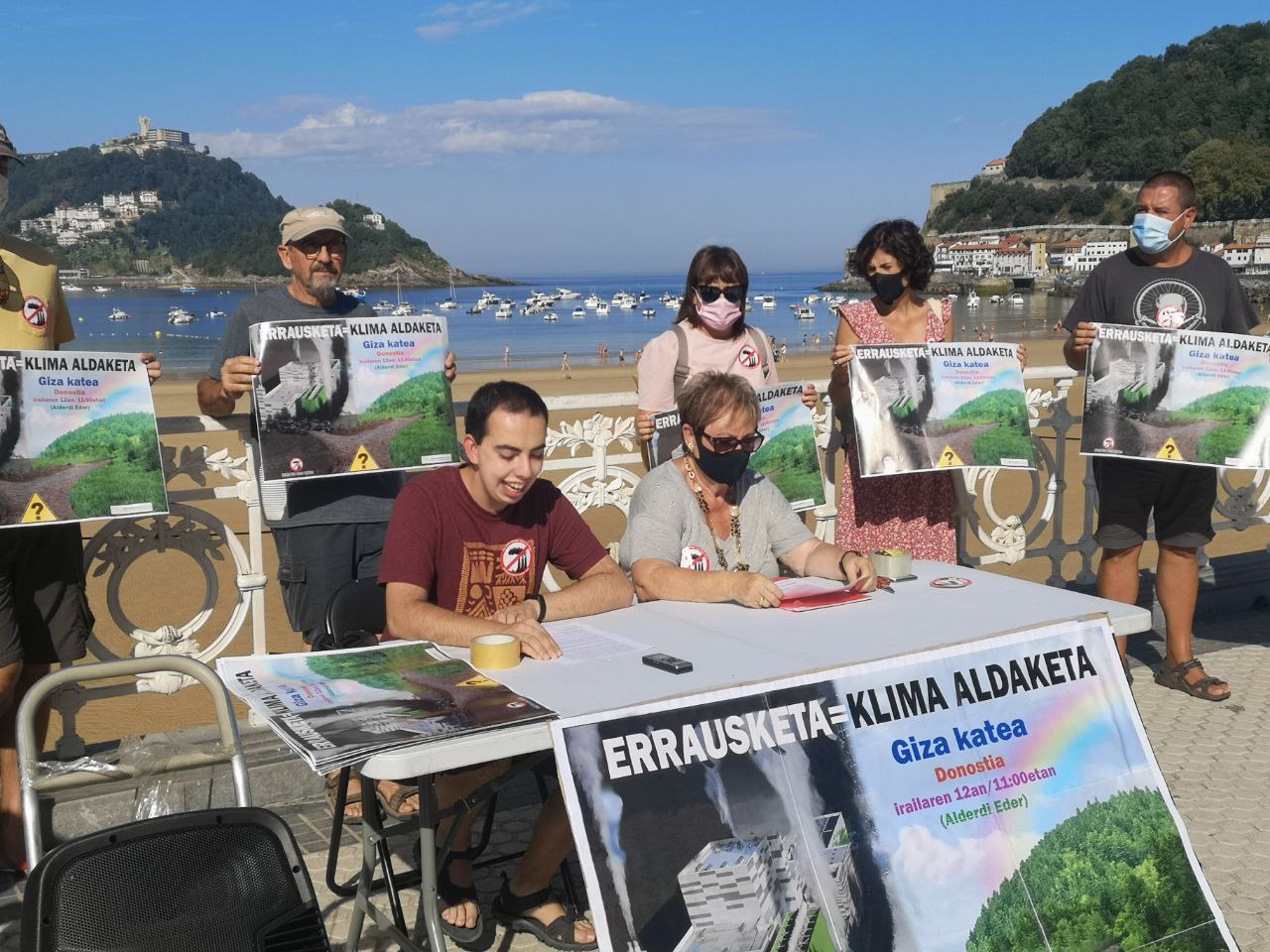 Errausketaren aurkako borrokak aurrera darrai