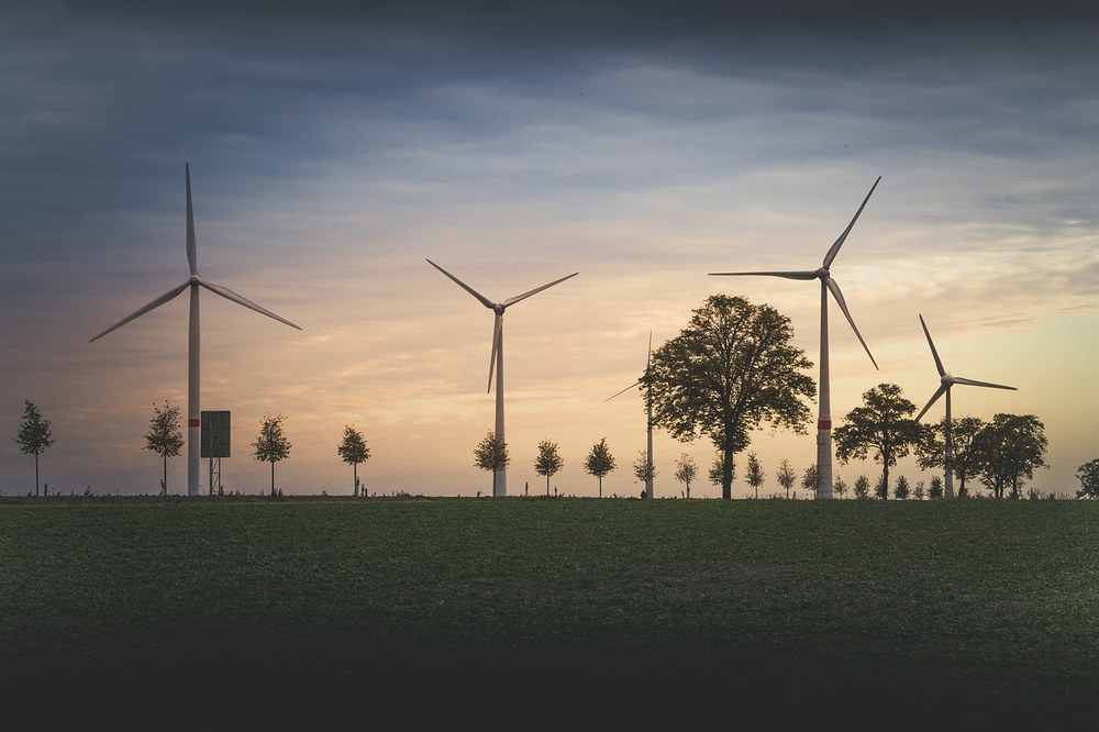 Hego Euskal Herrian dugun energia ereduak kontsumo murrizketan eta energia berriztagarrian oinarritutako trantsizio energetiko justua exijitzen du