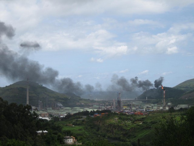 Hego Euskal Herrian klima aldaketa eragiten duten emisioen atzean enpresak daude