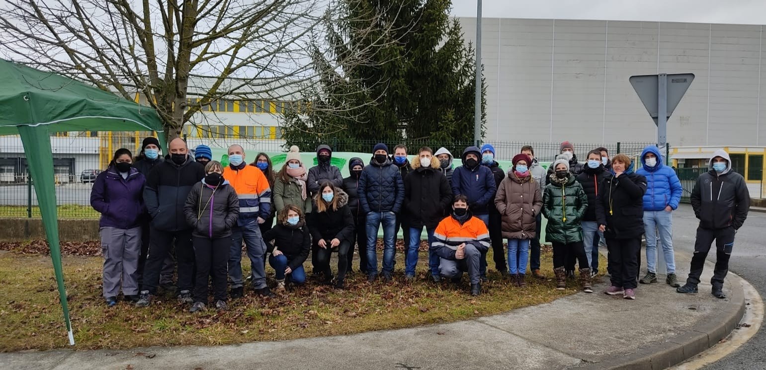 Agrozumos enpresako langileek lau greba egun eginda hitzarmena hobetzea lortu dute