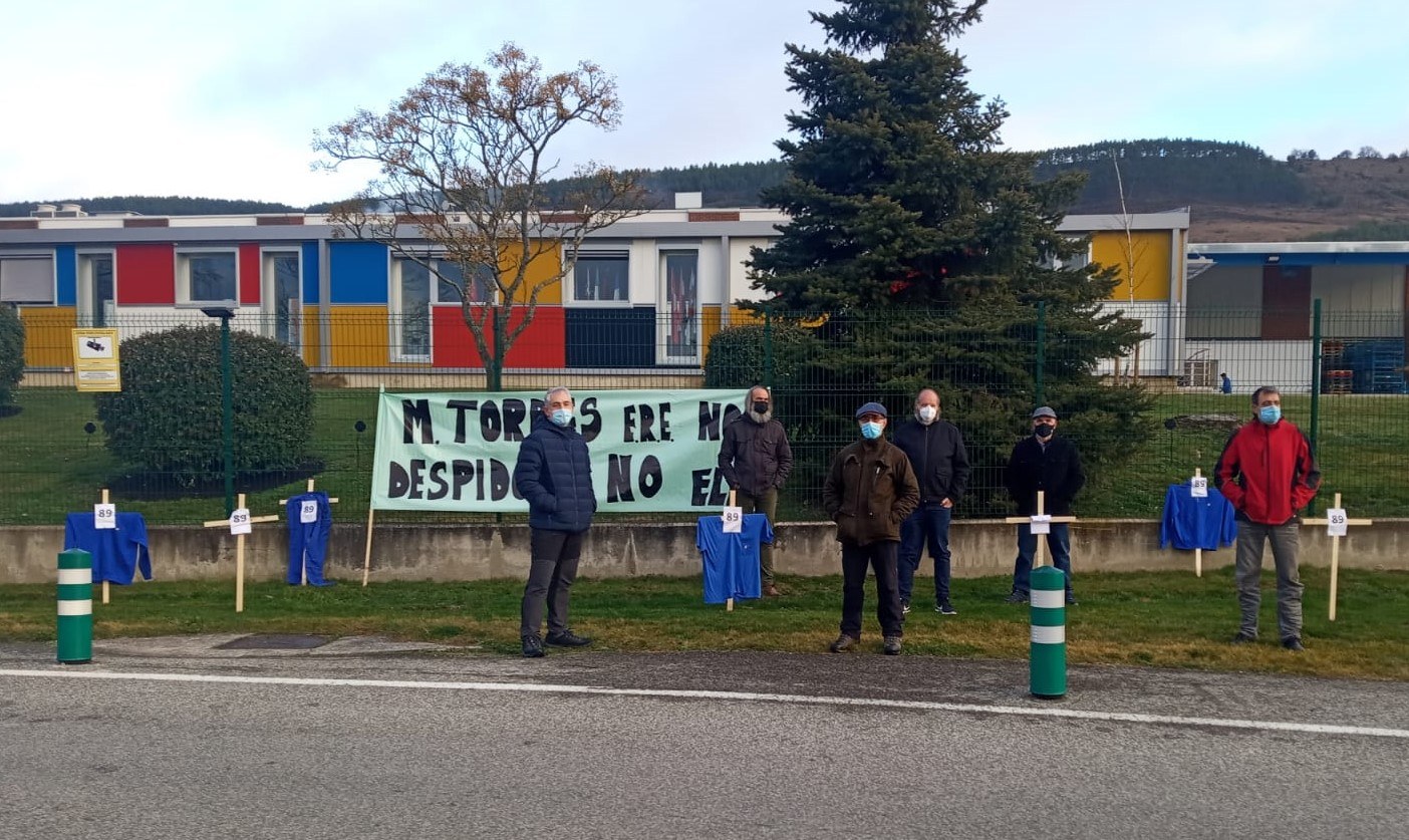 ELAk 88 pertsona kaleratu nahi dituen enplegu-erregulazioko espedientea berehala kentzeko eskatu dio MTorresi