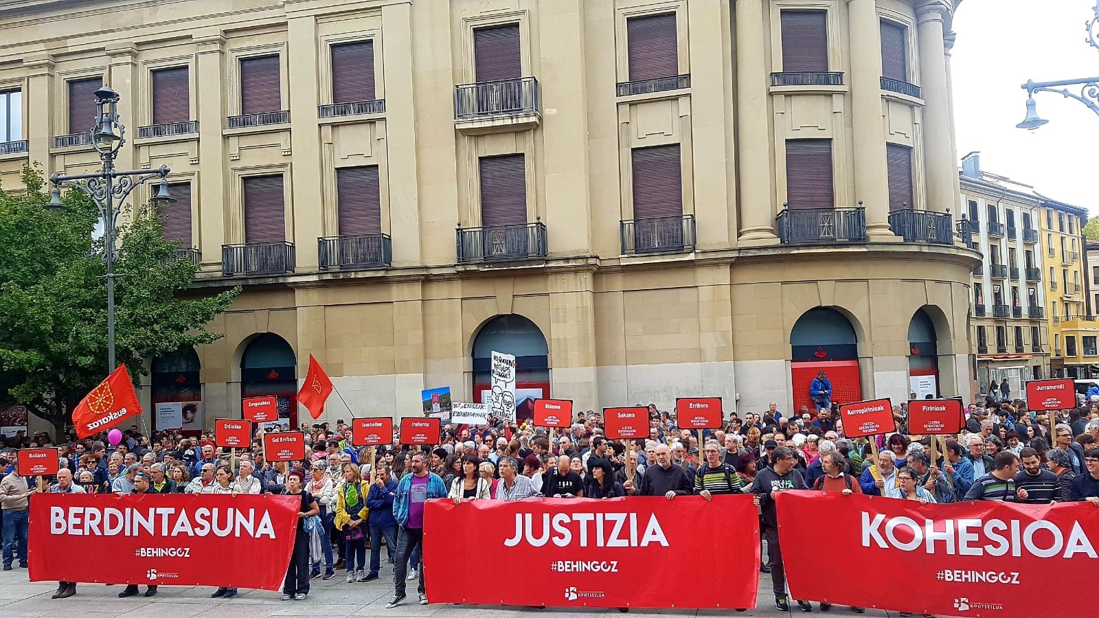 ELAk errefusatu egin du Nafarroako Gobernuak euskararen dekretuaren aurkako epaiari helegiterik ez jartzeko hartutako erabakia