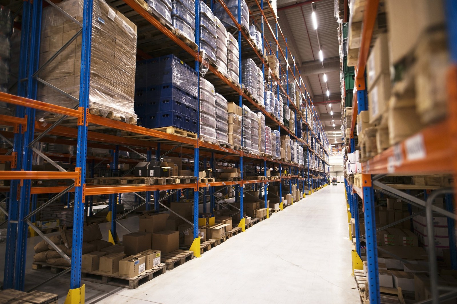 ELAk lanuzteak deitu ditu Amazonen paketeria banatzen duen nafarroako enpresan
