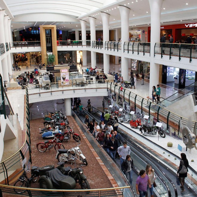 ELAk salatu du Nafarroako Merkataritza Kontseiluak ez duela balio sektoreko enpresak igande eta jaiegunetan ez irekitzeko