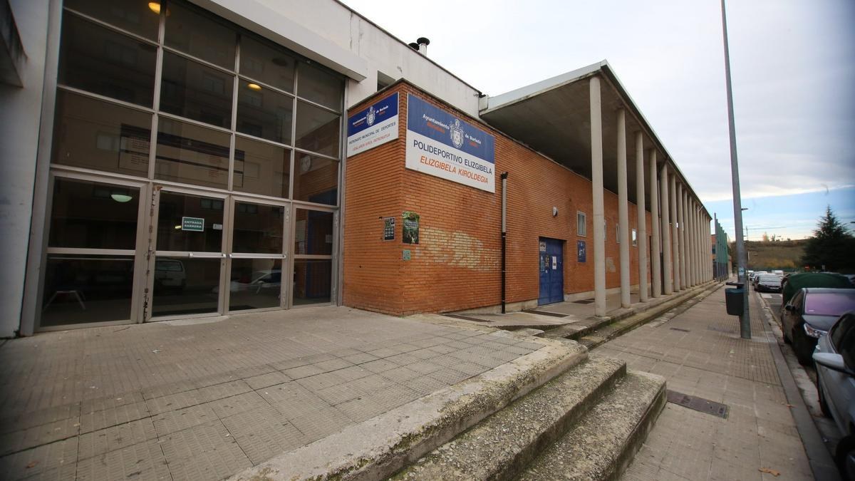 Joan den urtean greba egiteko zituzten aldarrikapen nagusiak jasotzen dituen akordioa lortu dute Udal Gobernuarekin