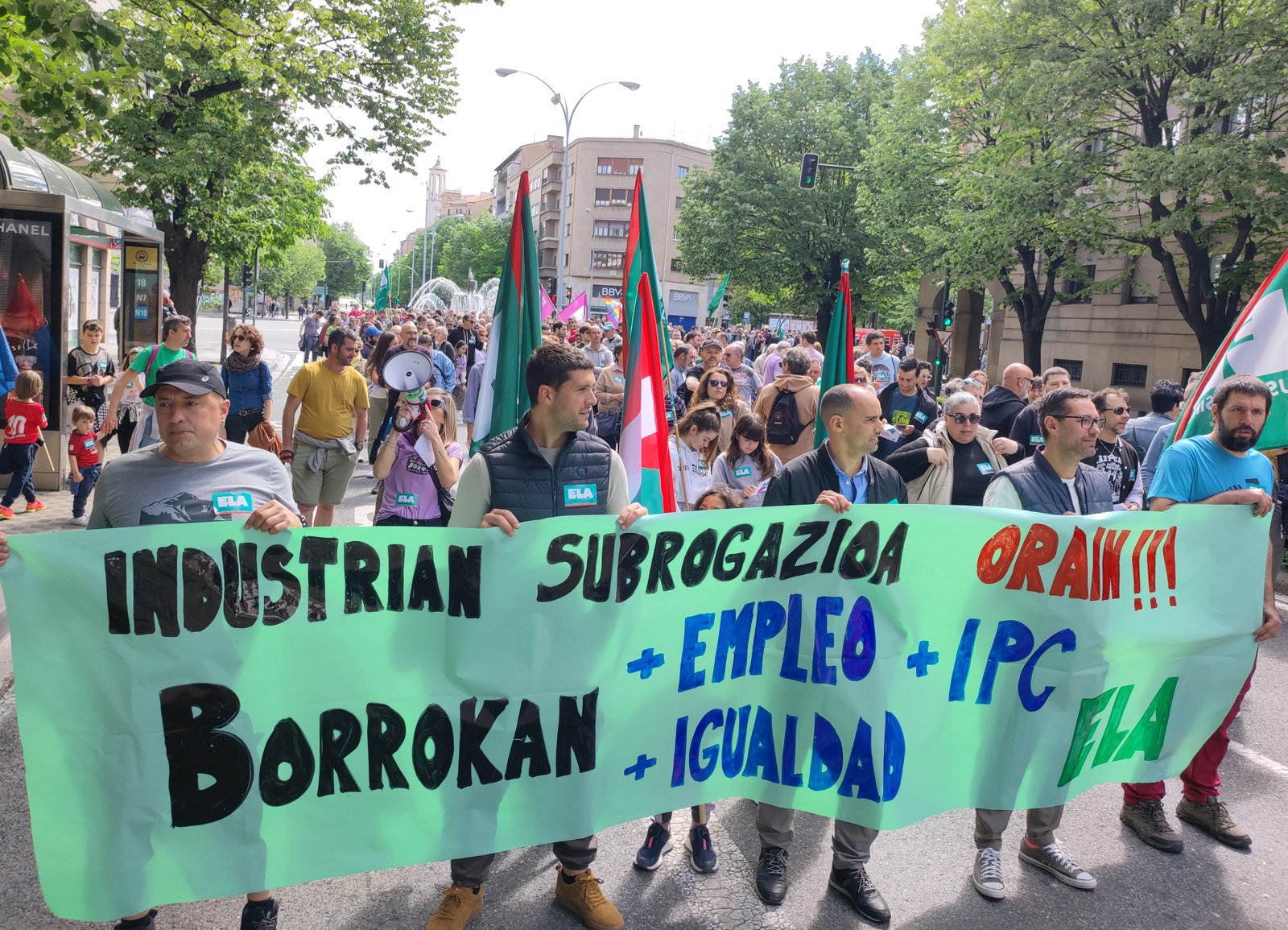 Nafarroako Gobernuak Industria Foro bat sortu du UGT, CCOO eta CENi mesede egitearen erabakia ezkutatzeko