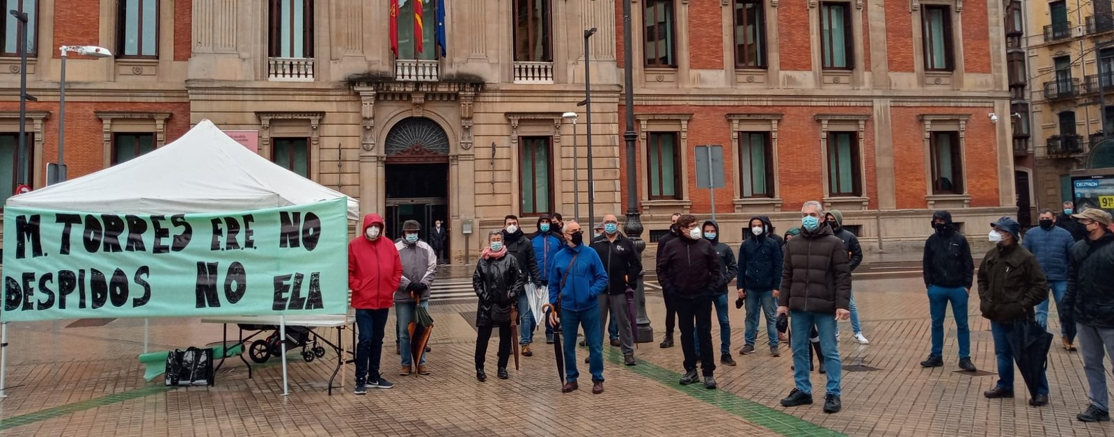 Navarra Sumak eta PSNk enpresaren presioei men egin eta MTorreseko langileak alde batera utzi dituzte Navarra Sumak eta PSNk enpresaren presioei men egin eta MTorreseko langileak alde batera utzi dituzte