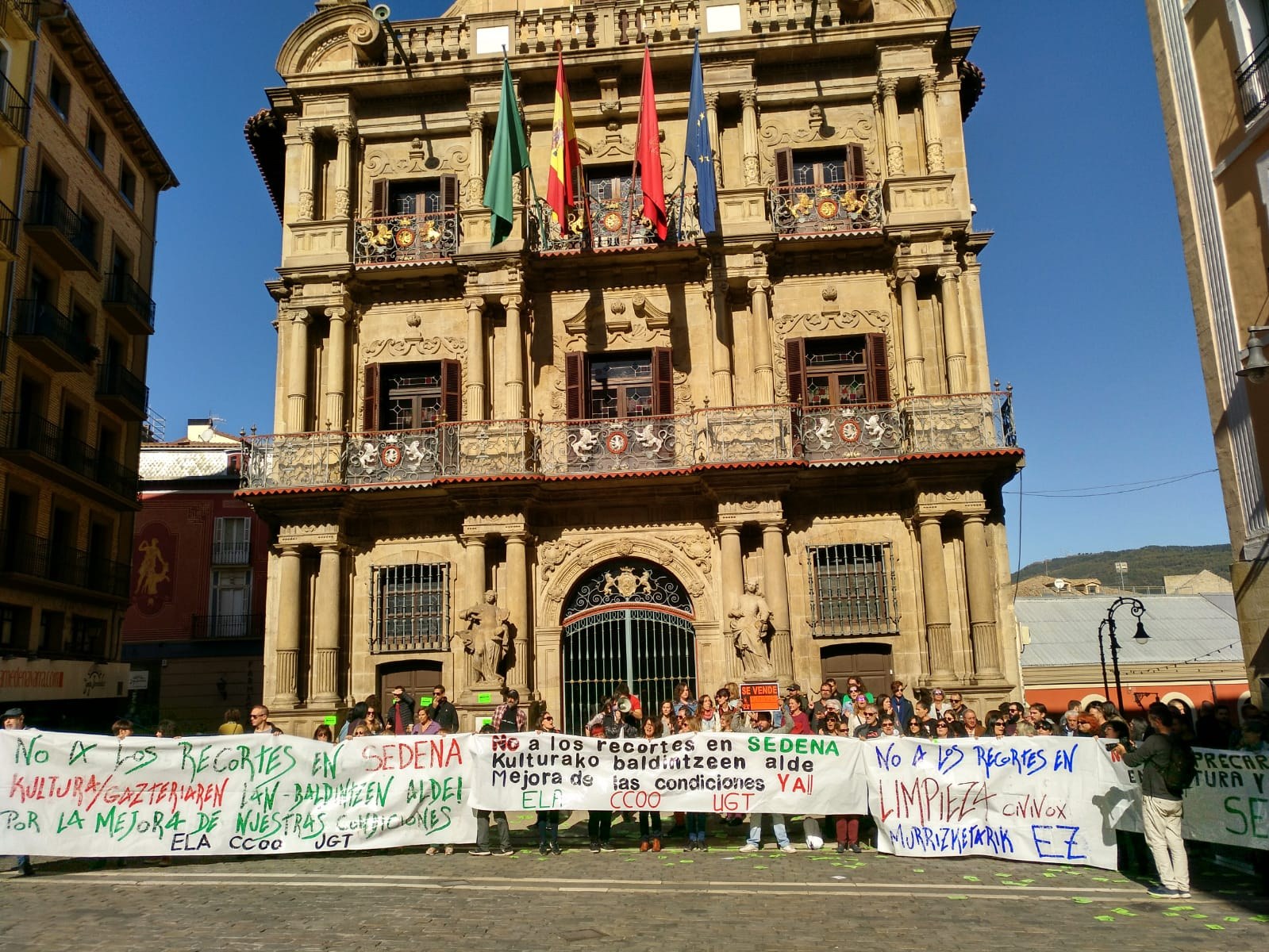 Sedenako langileek soldata igotzea eta murrizketen aurkako babesa lortu egin dute