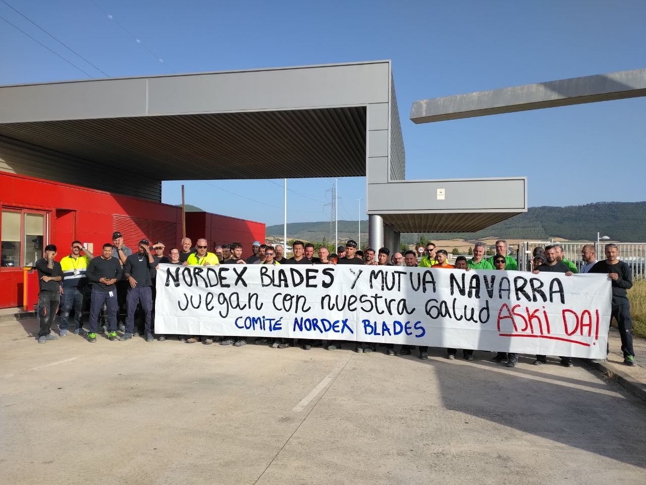 Lanuzteak hasi dituzte lan istripuen kudeaketa salatzeko