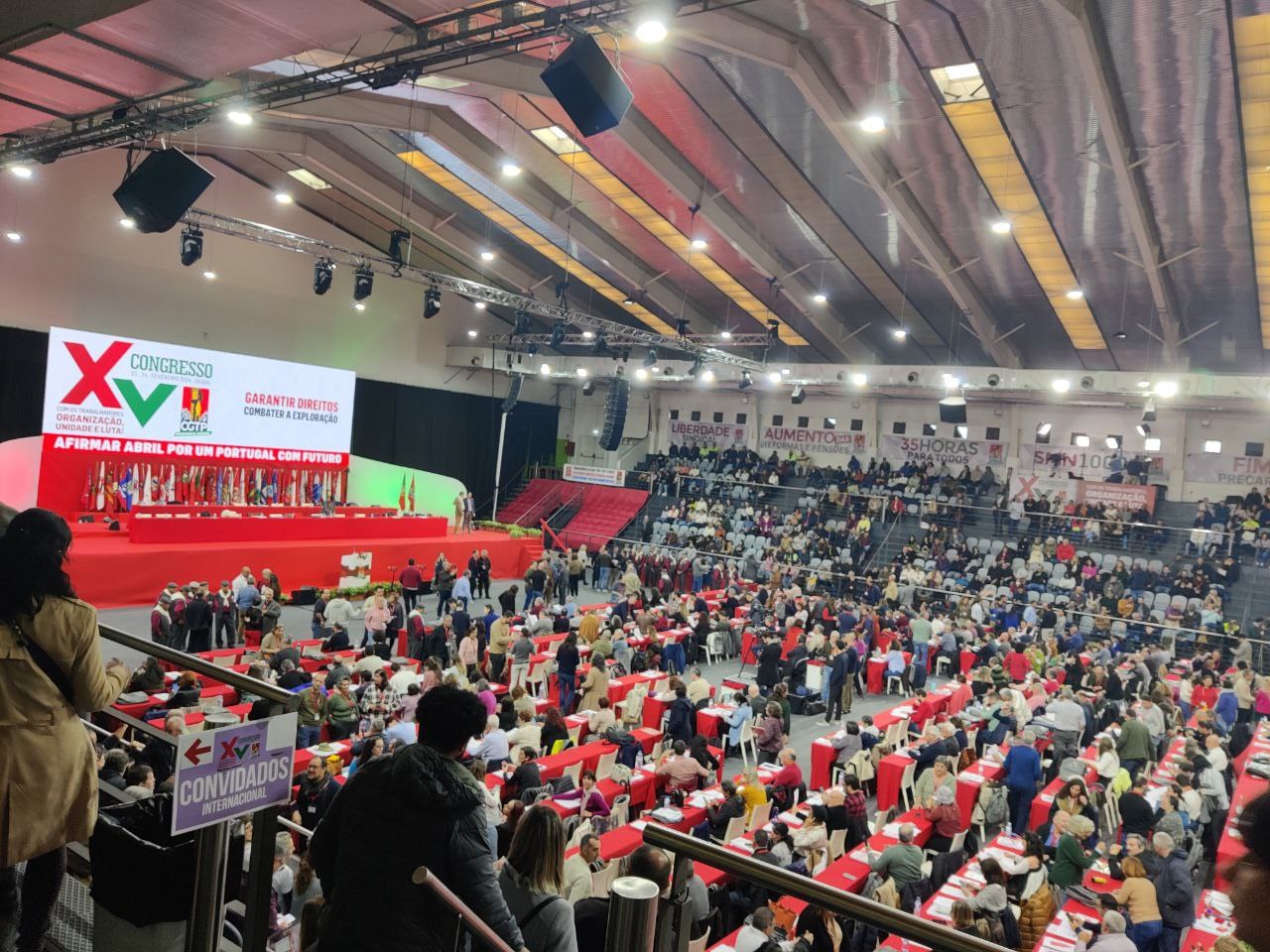 Lakuntzak baieztatu du greba dela sindikalismoaren tresnarik eraginkorrena, CGTP sindikatuak Lisboan egindako kongresuan Lakuntzak baieztatu du greba dela sindikalismoaren tresnarik eraginkorrena, CGTP sindikatuak Lisboan egindako kongresuan