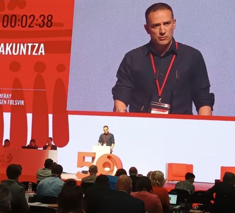 Lakuntzak berrikuntza sindikalaren beharra eta grebaren eraginkortasuna defendatu ditu Berlinen